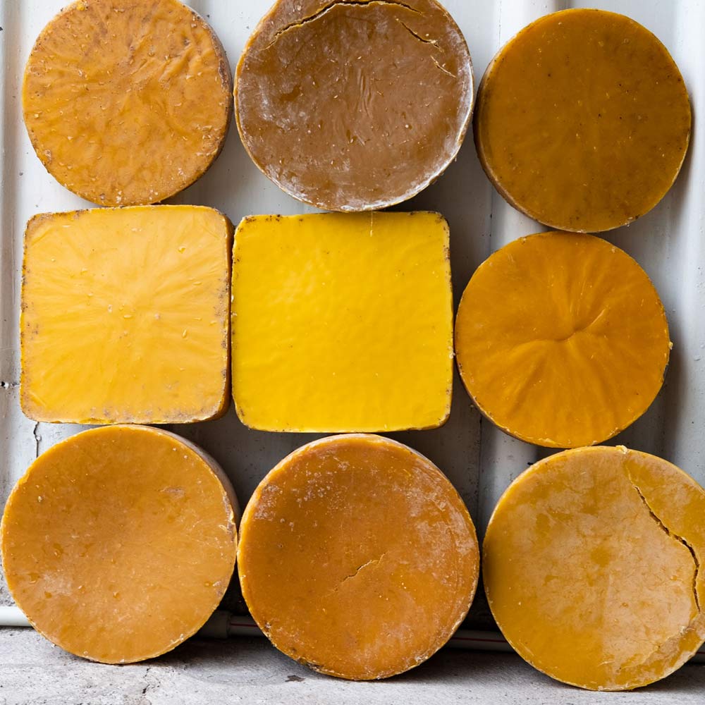 Pure Natural Beeswax In Different Colors
