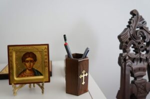 Wooden Pen and Pencil Holder with Metal Cross Decorations